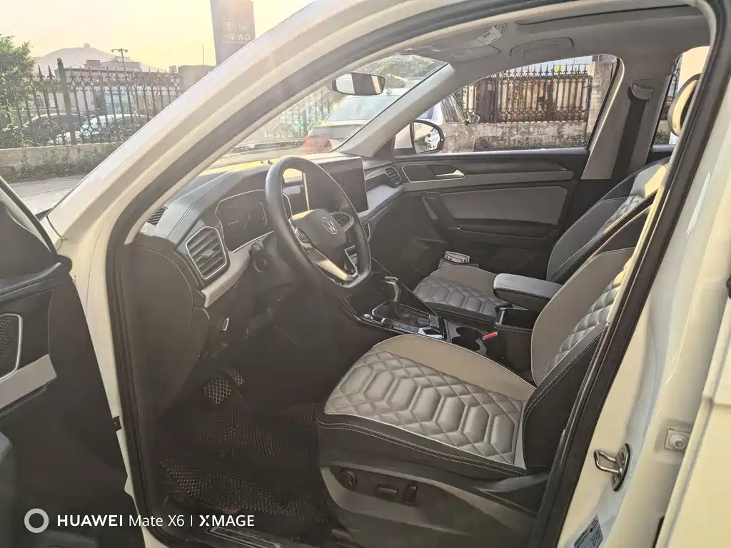 Volkswagen Tayron 2023 300TSI Luxury Plus