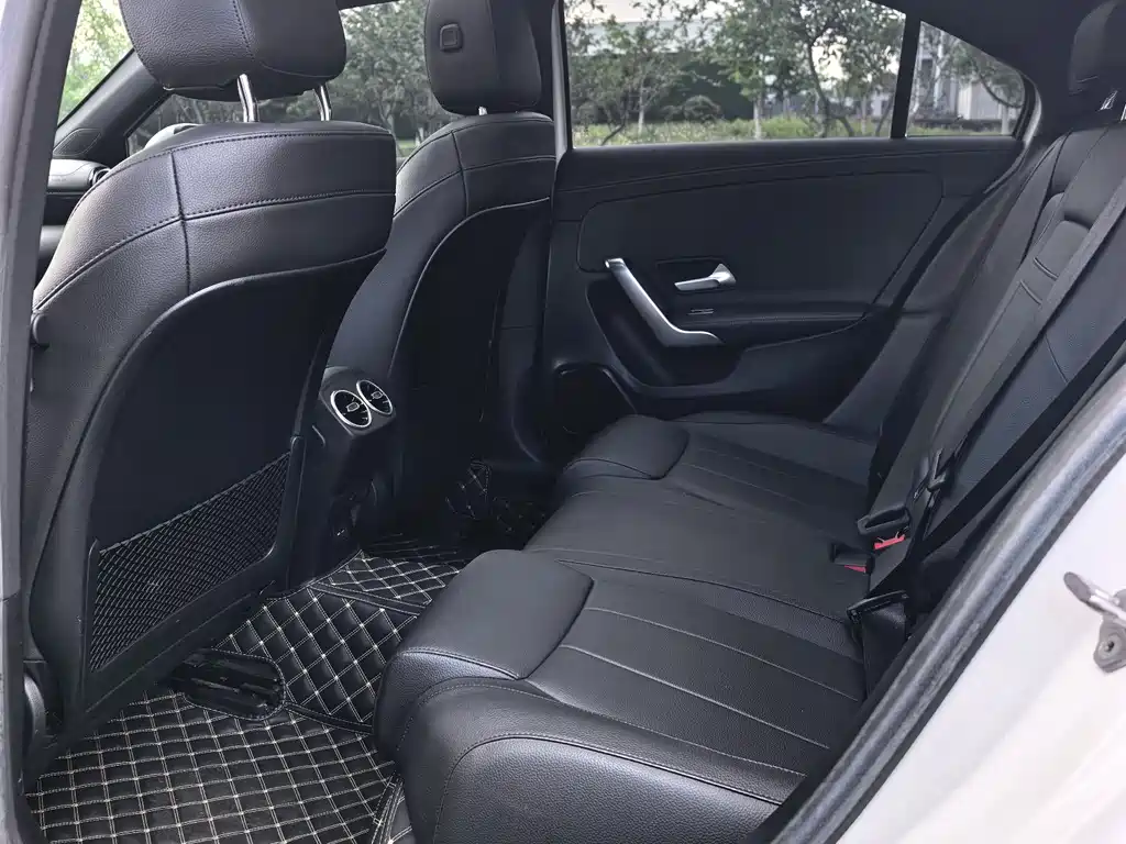 Mercedes-Benz A-Class A 2019 A 200 L