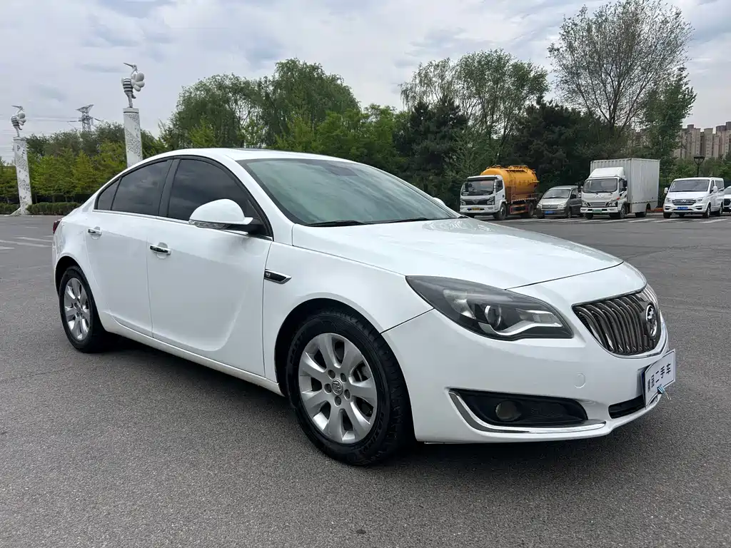 Buick Regal 2015 1.6T Elite Tech Type