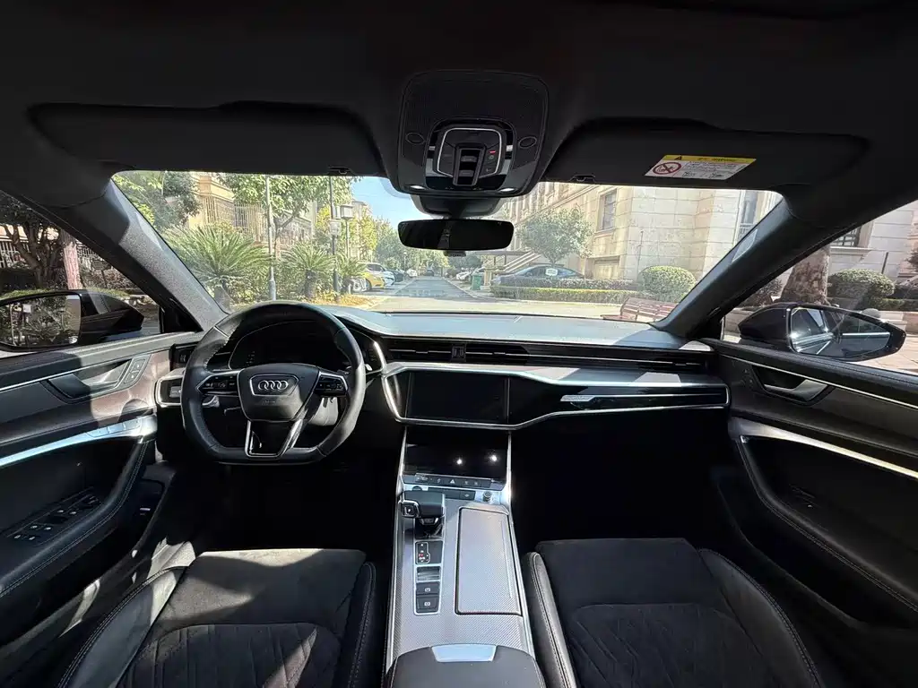 Audi A6L 2021 55 TFSI quattro Premium