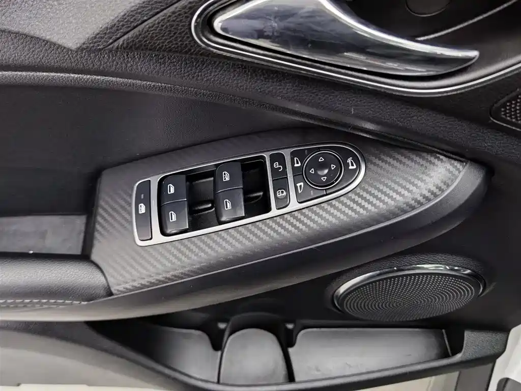 BYD Yuan 2019 EV360