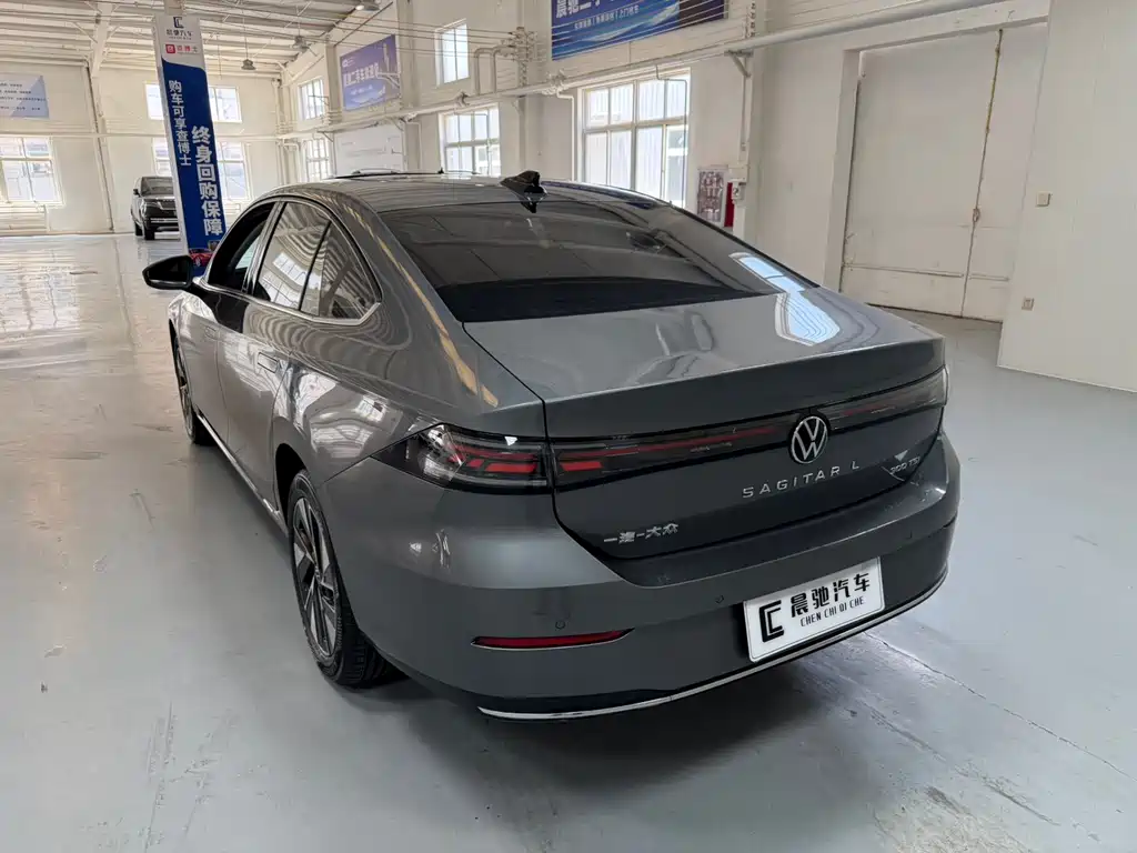Volkswagen Sagitar 2026 L 300TSI DSG Elite