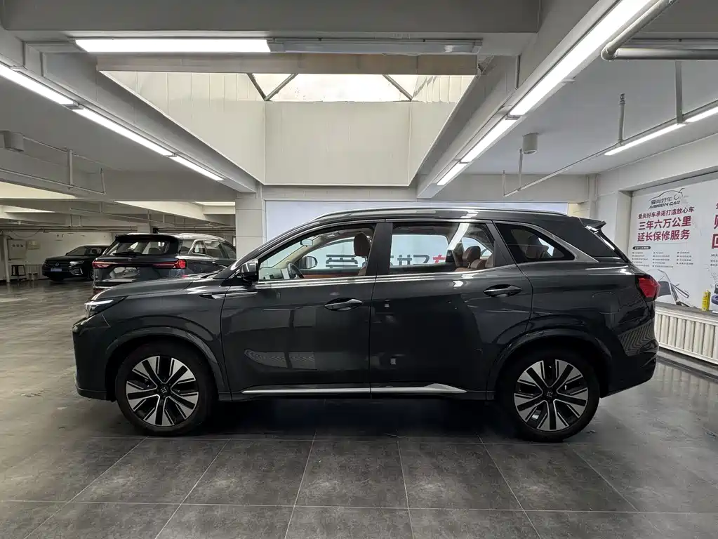 Landian E5 PLUS 2026 165km Ultra 7 мест