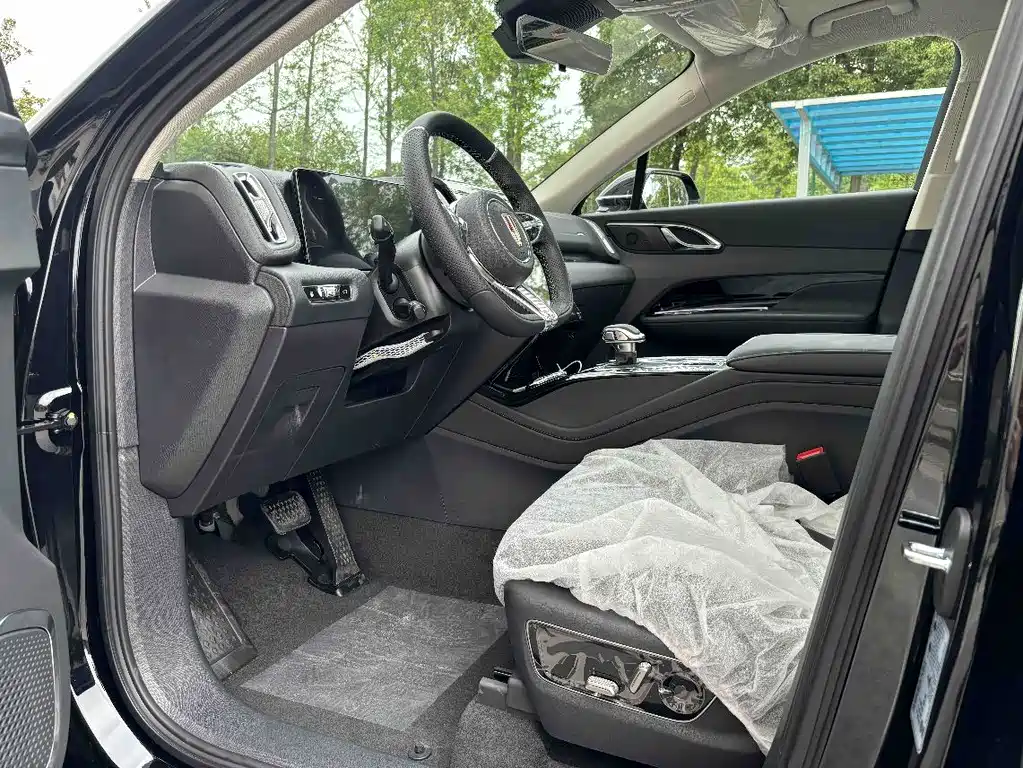 Hongqi HS3 PHEV 2025 117km PLUS