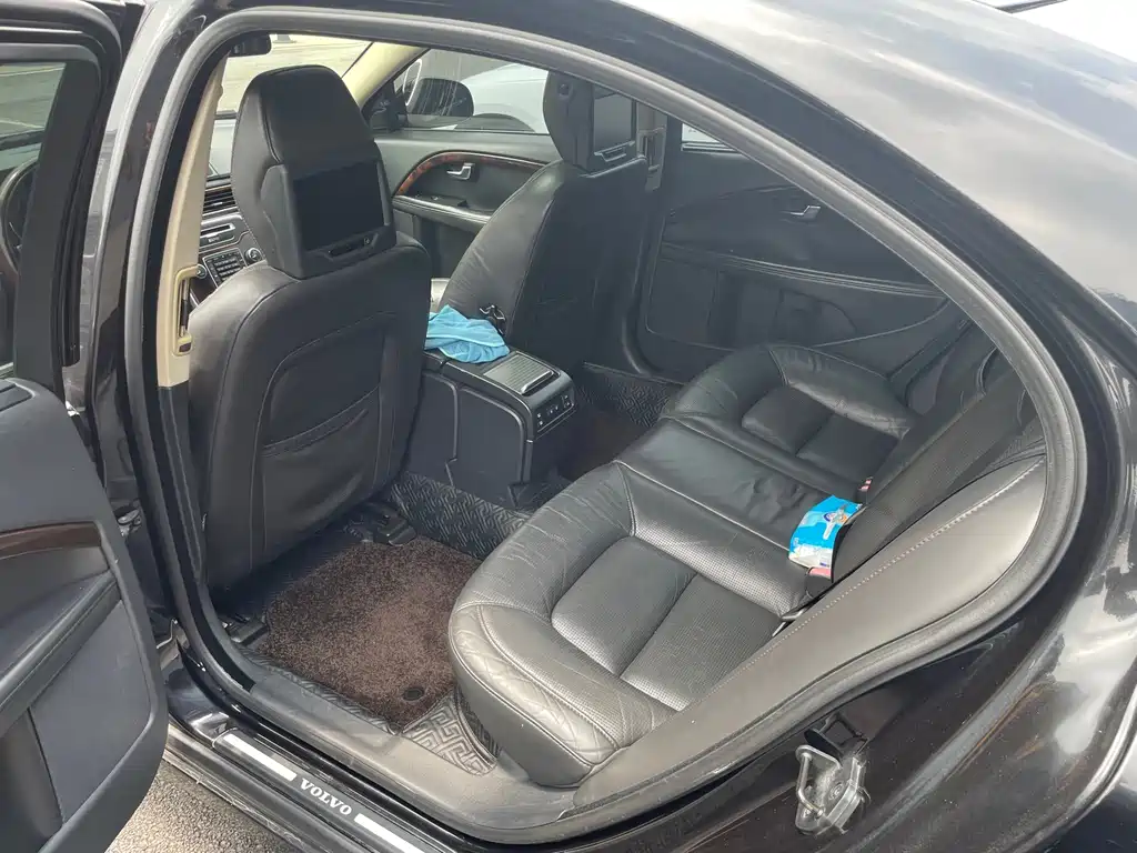 Volvo S80L — миниатюра 6