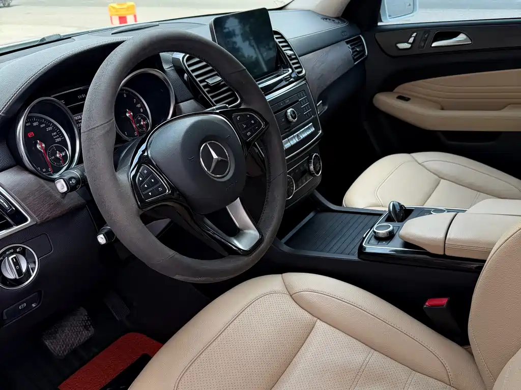 Mercedes-Benz GLE 2017 GLE 320 4MATIC SUV