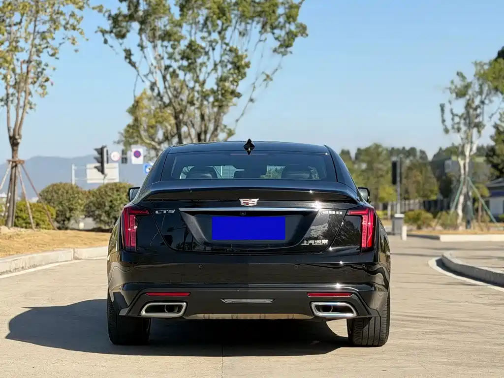 Cadillac CT5 — миниатюра 3