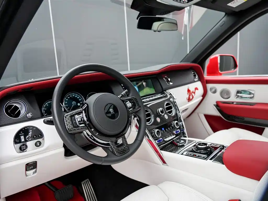 ROLLS-ROYCE CULLINAN