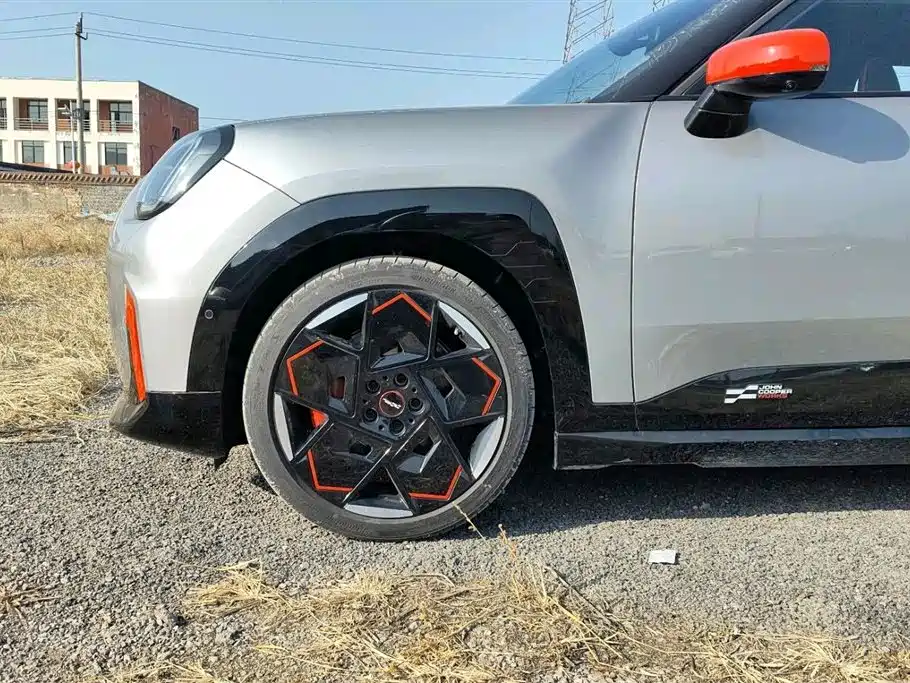 MINI ELECTRIC  JCW ACEMAN