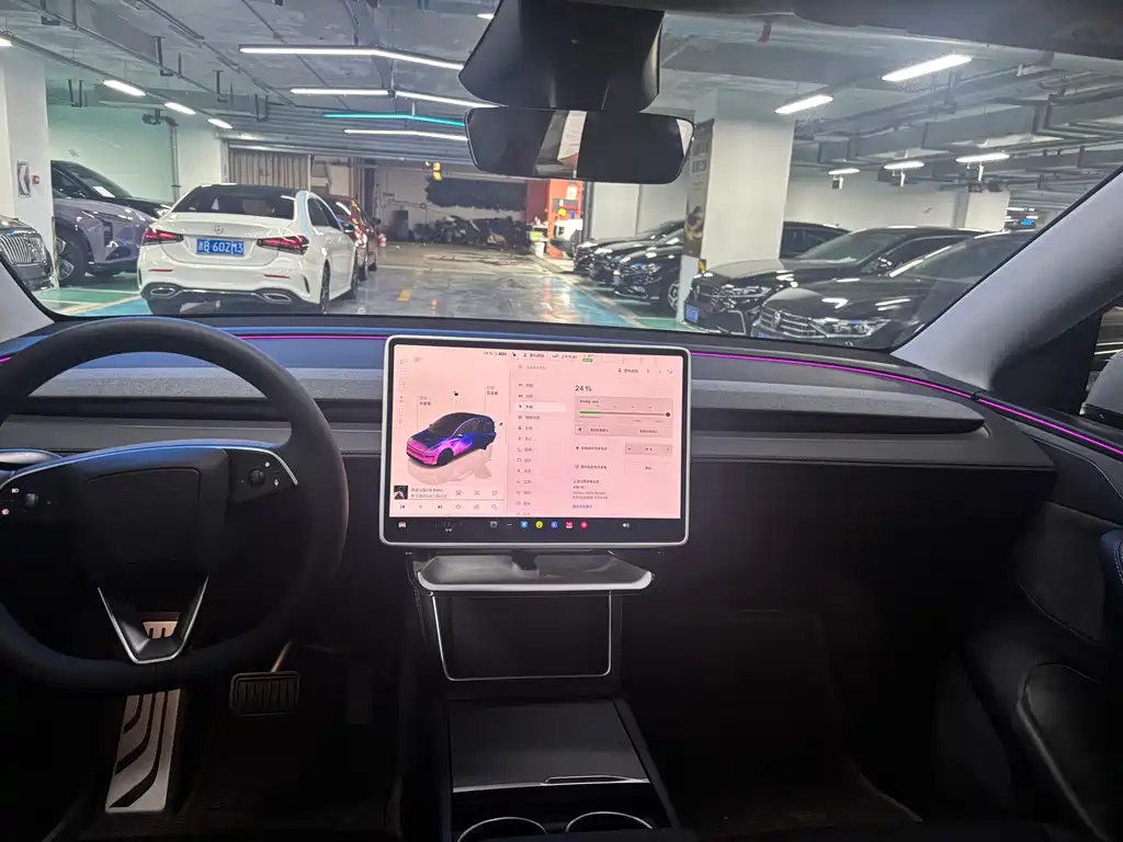Tesla Model Y — фотографии объявления, Фото 12