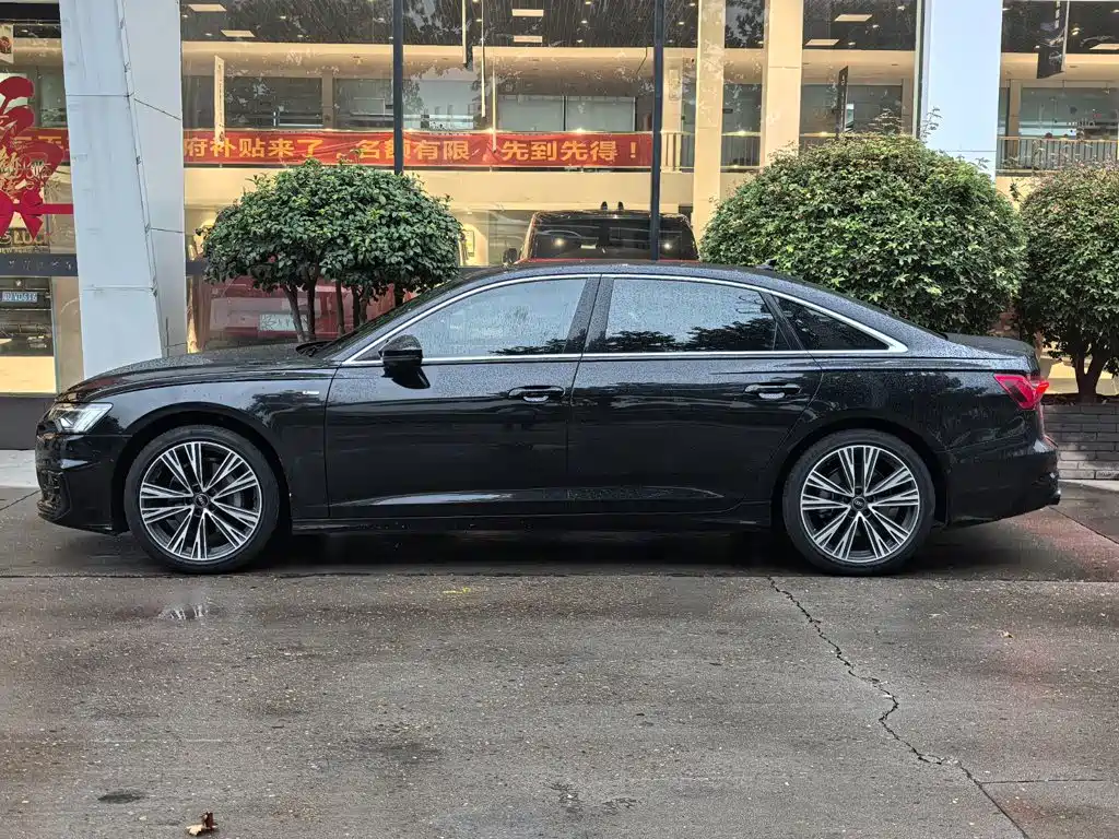Audi A6L — миниатюра 2