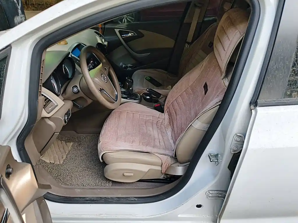 Buick Excelle — миниатюра 16