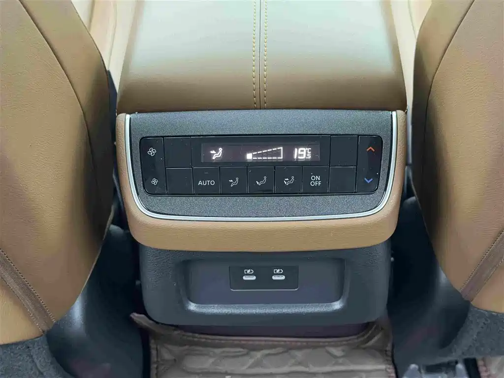 Nissan Teramont — миниатюра 14