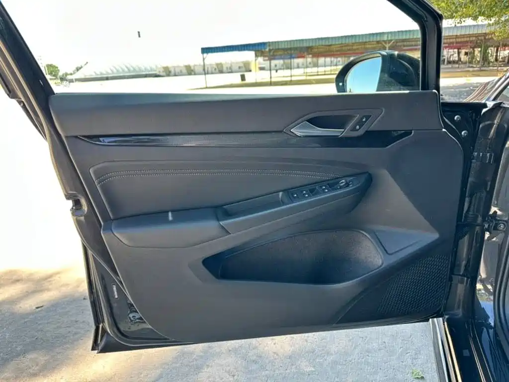 Volkswagen Golf — миниатюра 9