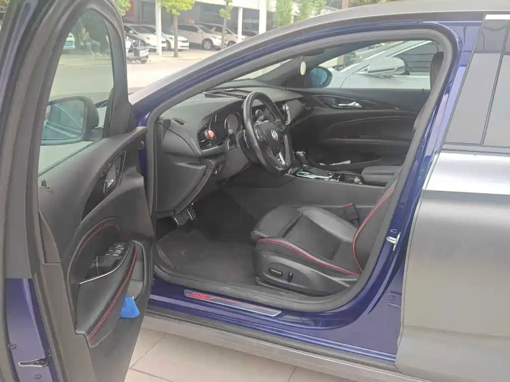 Buick Regal — миниатюра 4