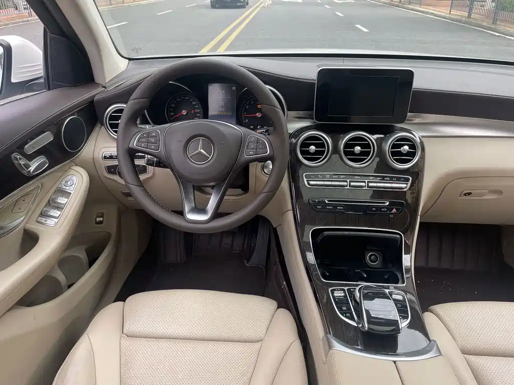 Mercedes-Benz GLC — миниатюра 14