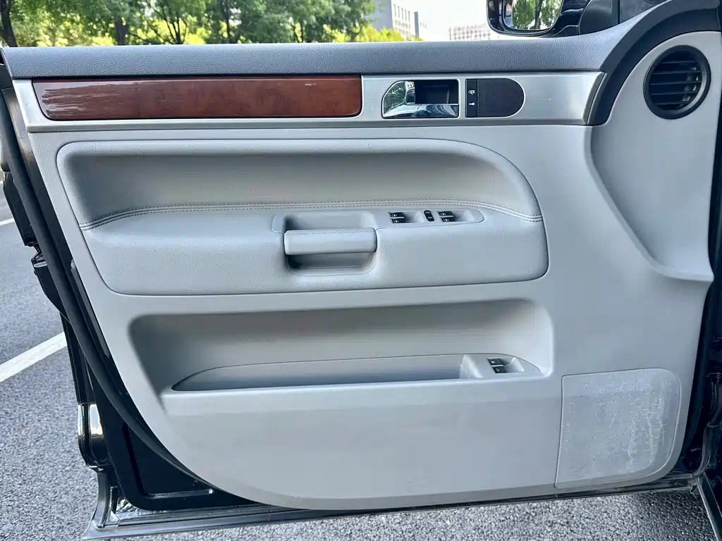 Volkswagen Touareg 2010 3.6