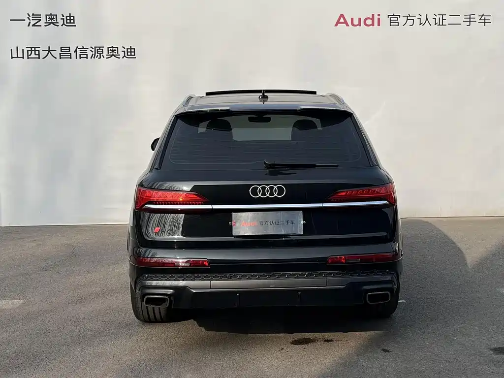 Audi Q7 — миниатюра 5
