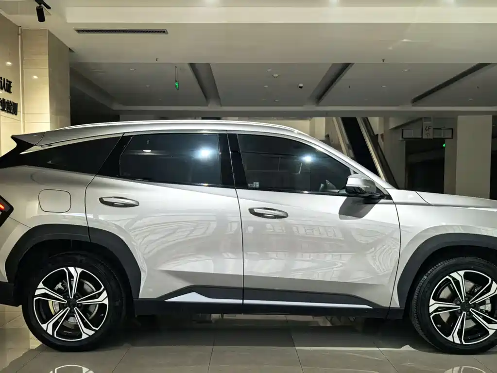 GEELY GALAXY GALAXY L7