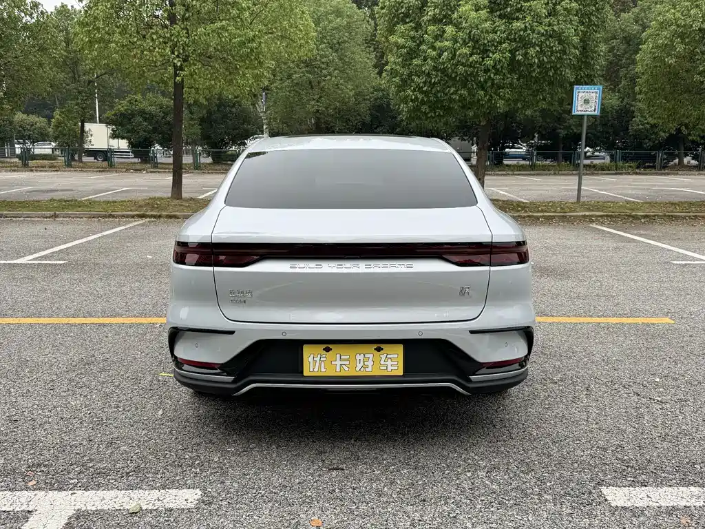 BYD Han — миниатюра 4