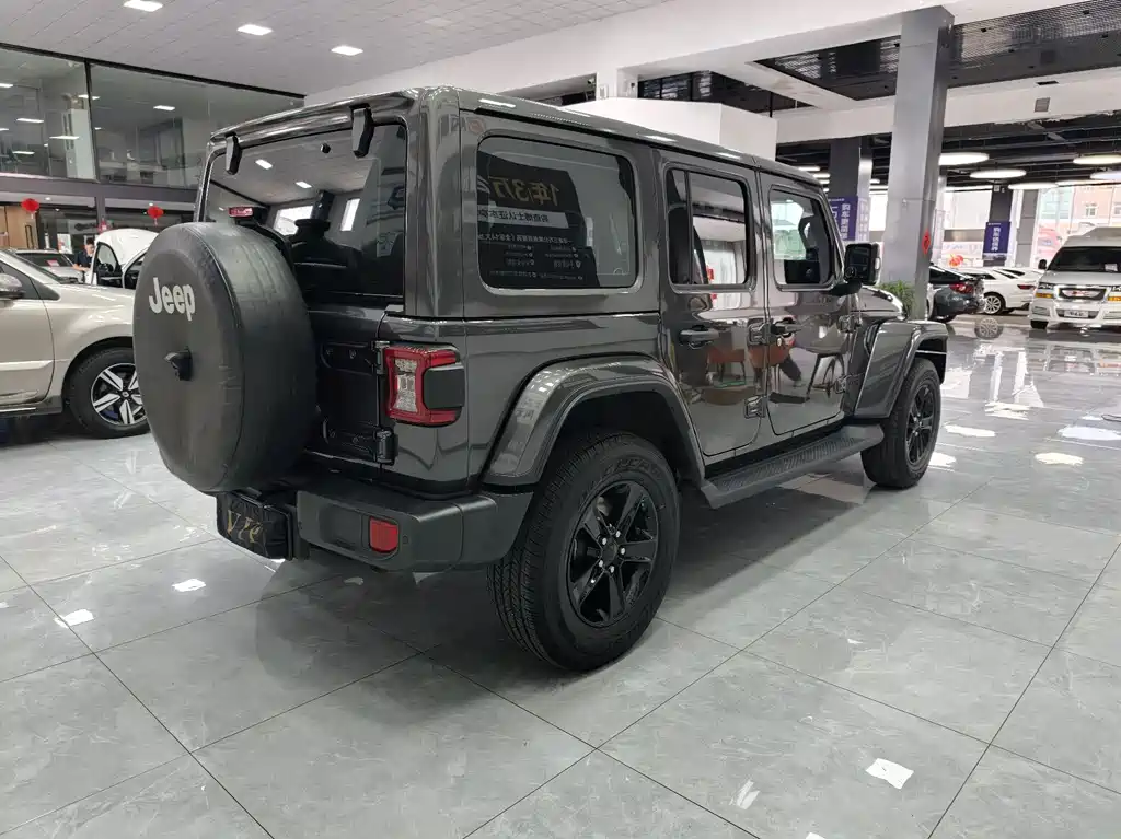 Jeep Wrangler — миниатюра 8
