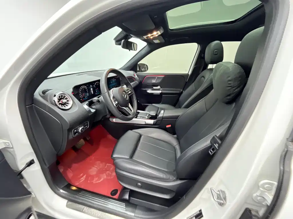 Mercedes-Benz GLB 2023 GLB 220