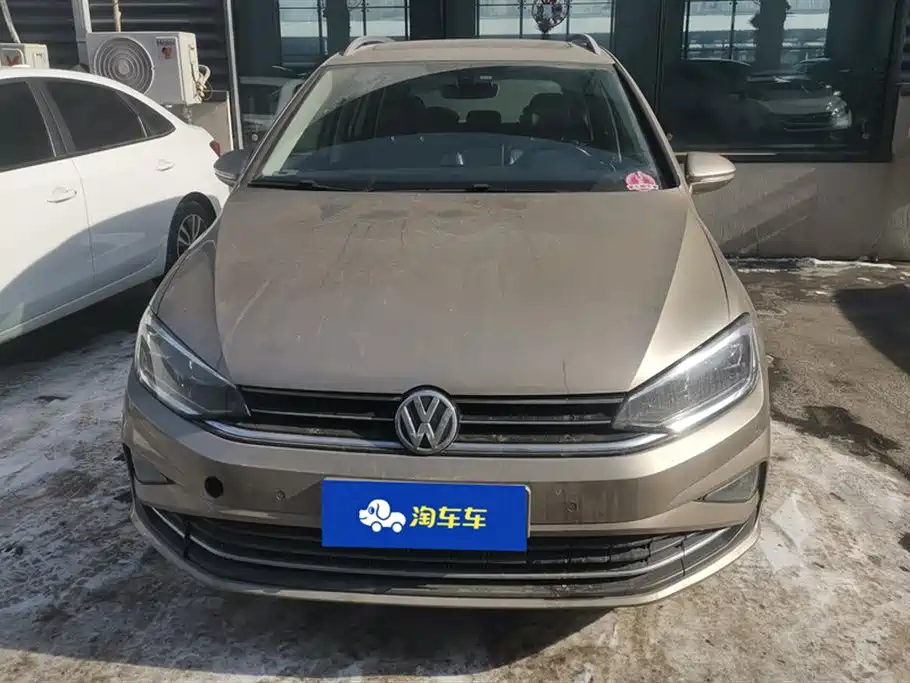 VOLKSWAGEN GOLF*JIAYU