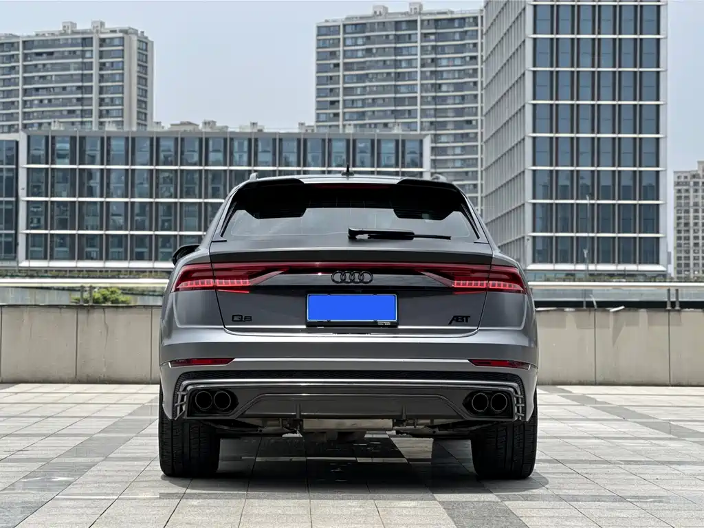 Audi Q8 2021 55 TFSI