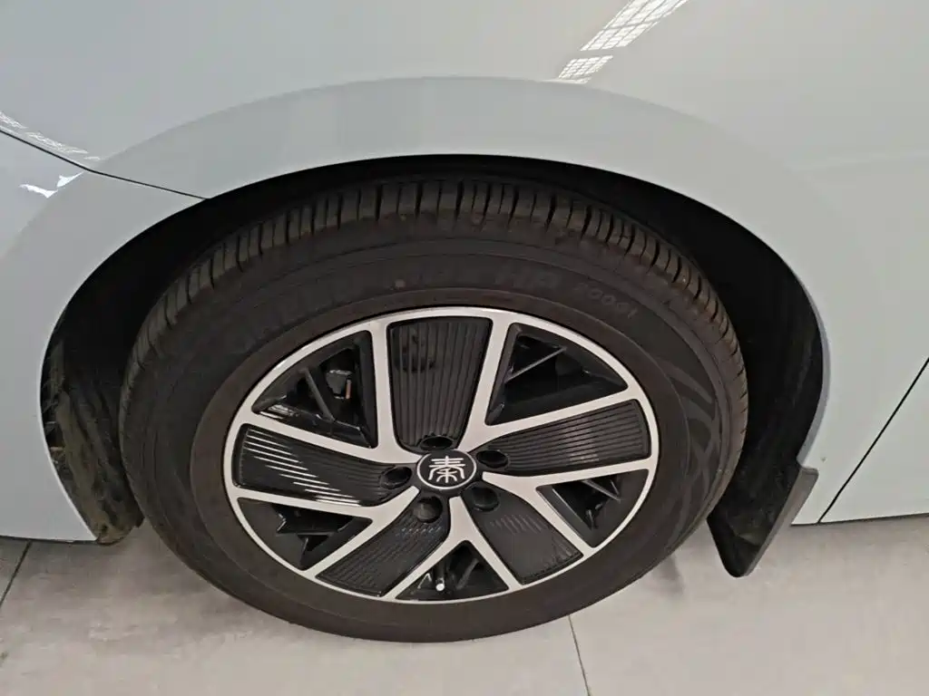 BYD Qin L — миниатюра 23