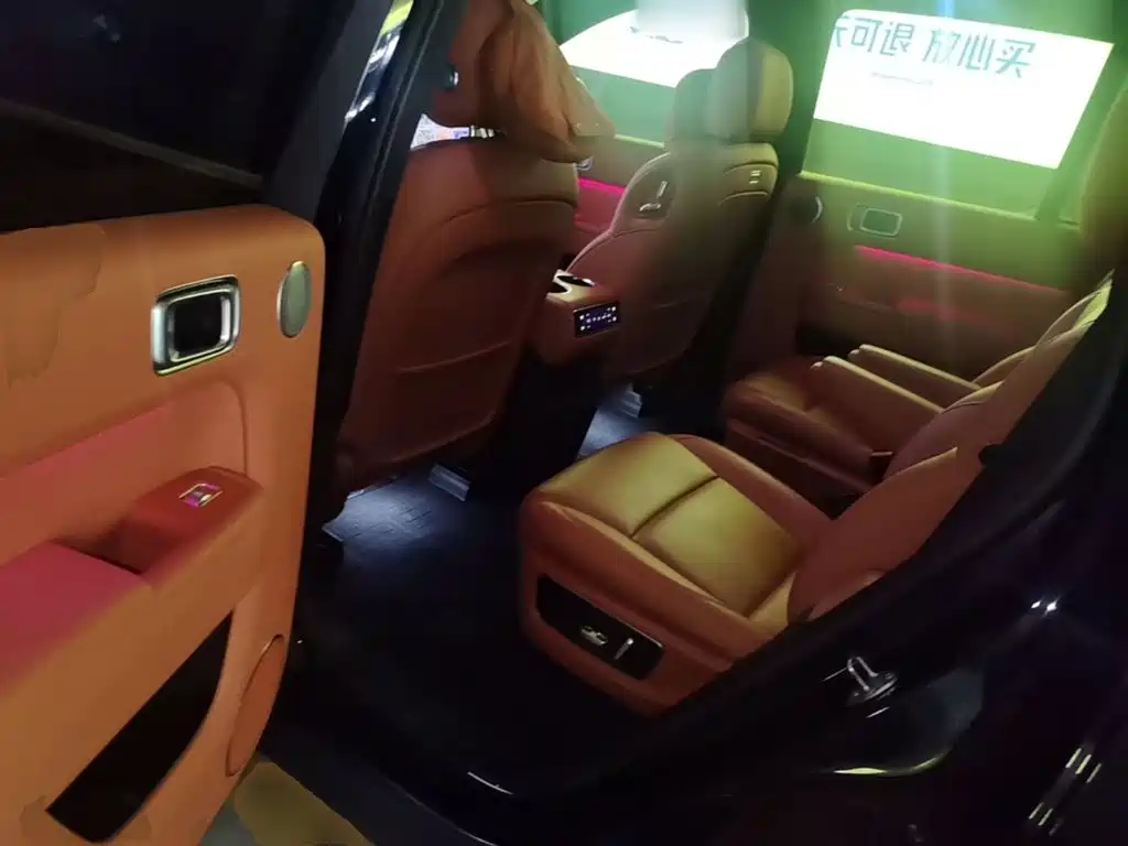 Li Auto Li L8 — миниатюра 17