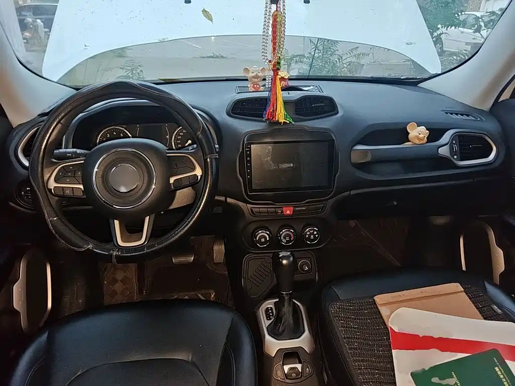 Jeep Renegade — миниатюра 10
