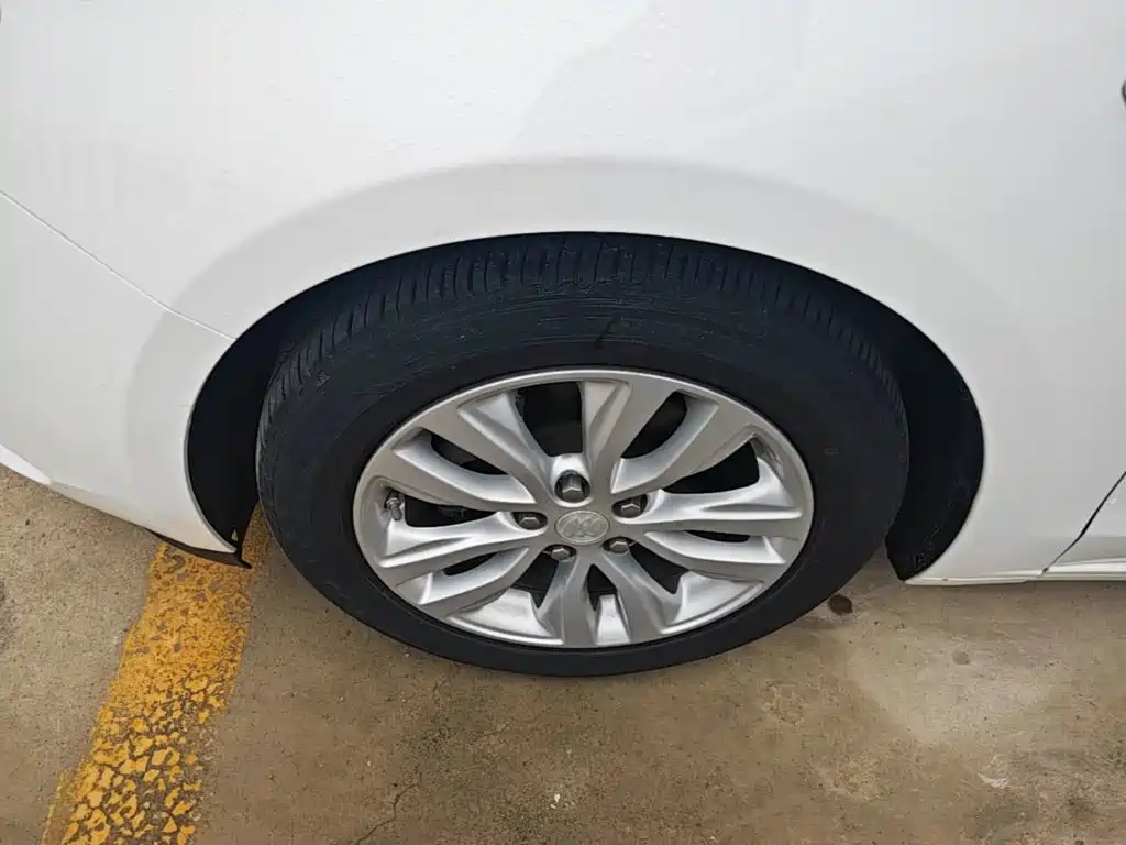 Buick Excelle — миниатюра 23