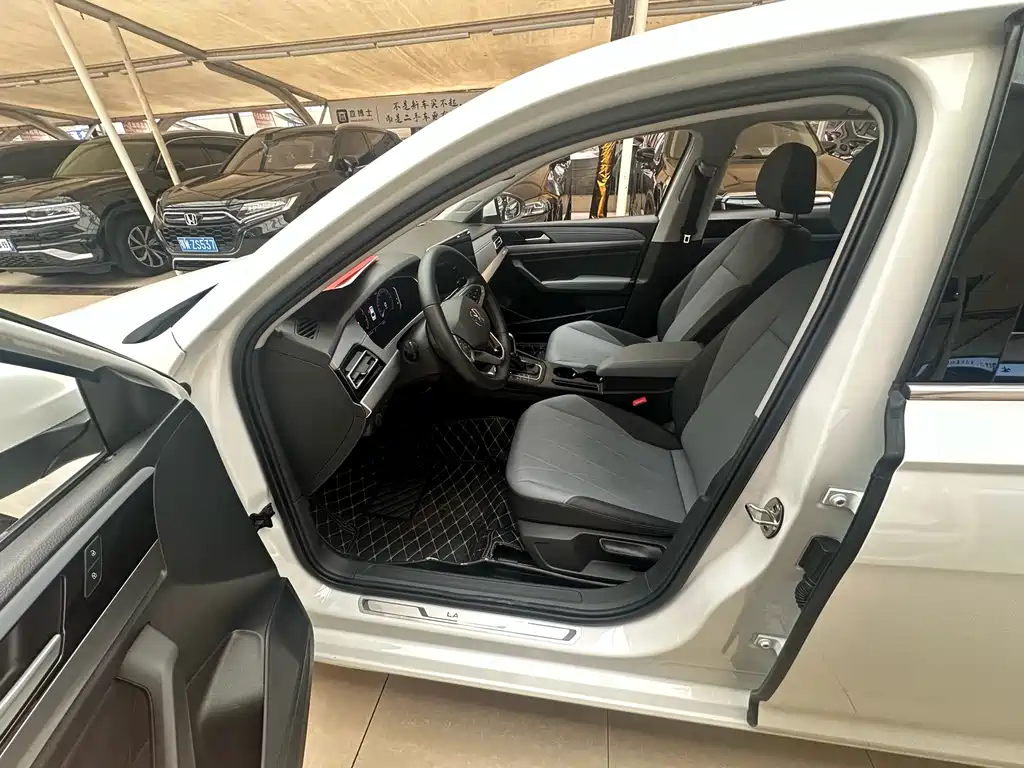 Volkswagen Lavida 2023 1.5L AT