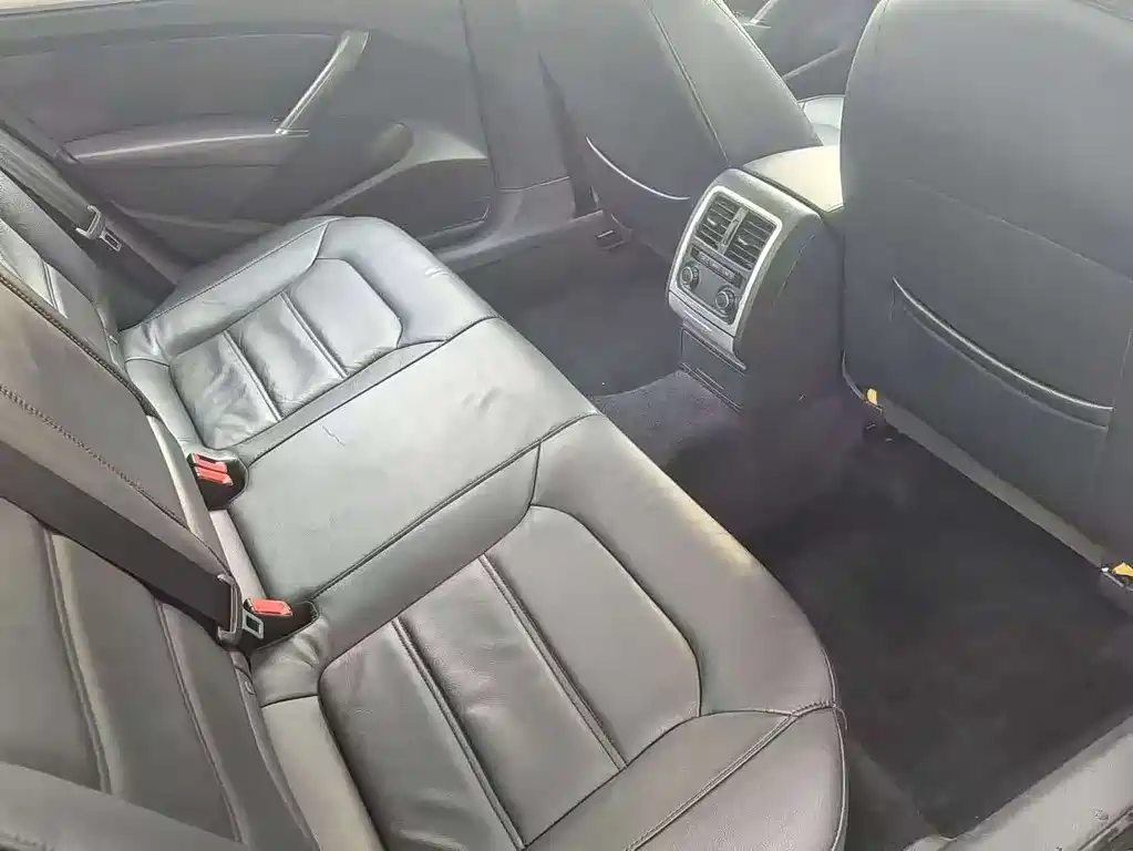 Volkswagen Passat 2013 1.8TSI DSG