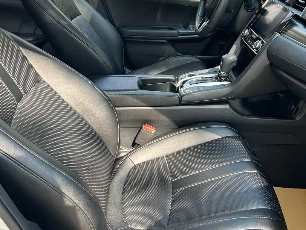 Honda Civic — миниатюра 7