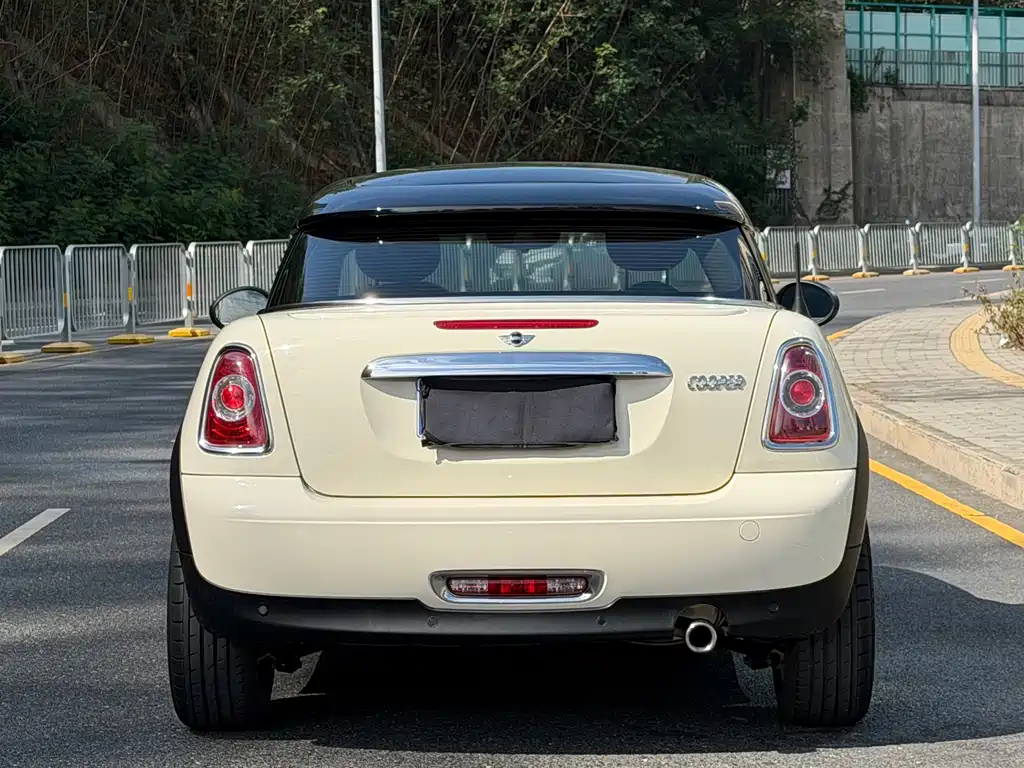 Mini Coupe 2012 1.6L COOPER