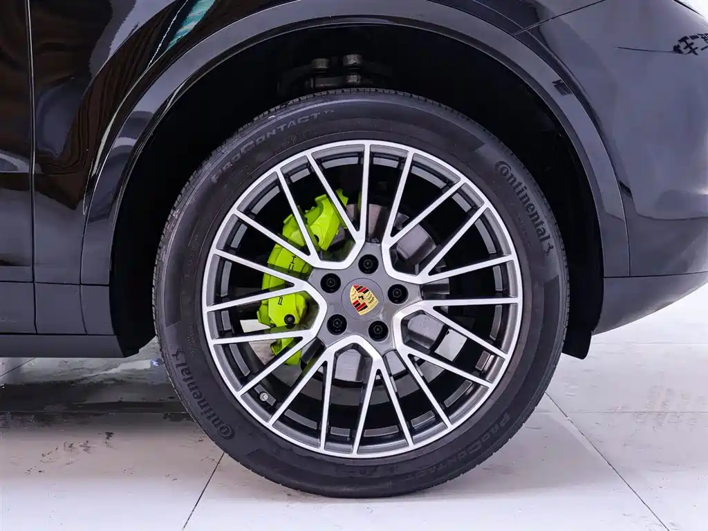 PORSCHE CAYENNE NEW ENERGY