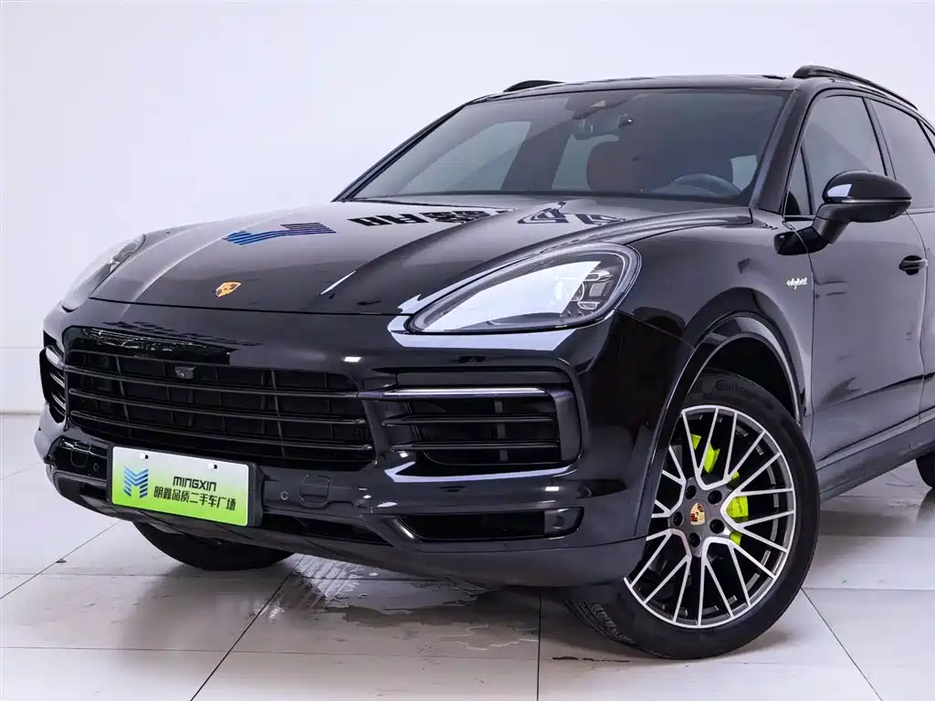 PORSCHE CAYENNE NEW ENERGY
