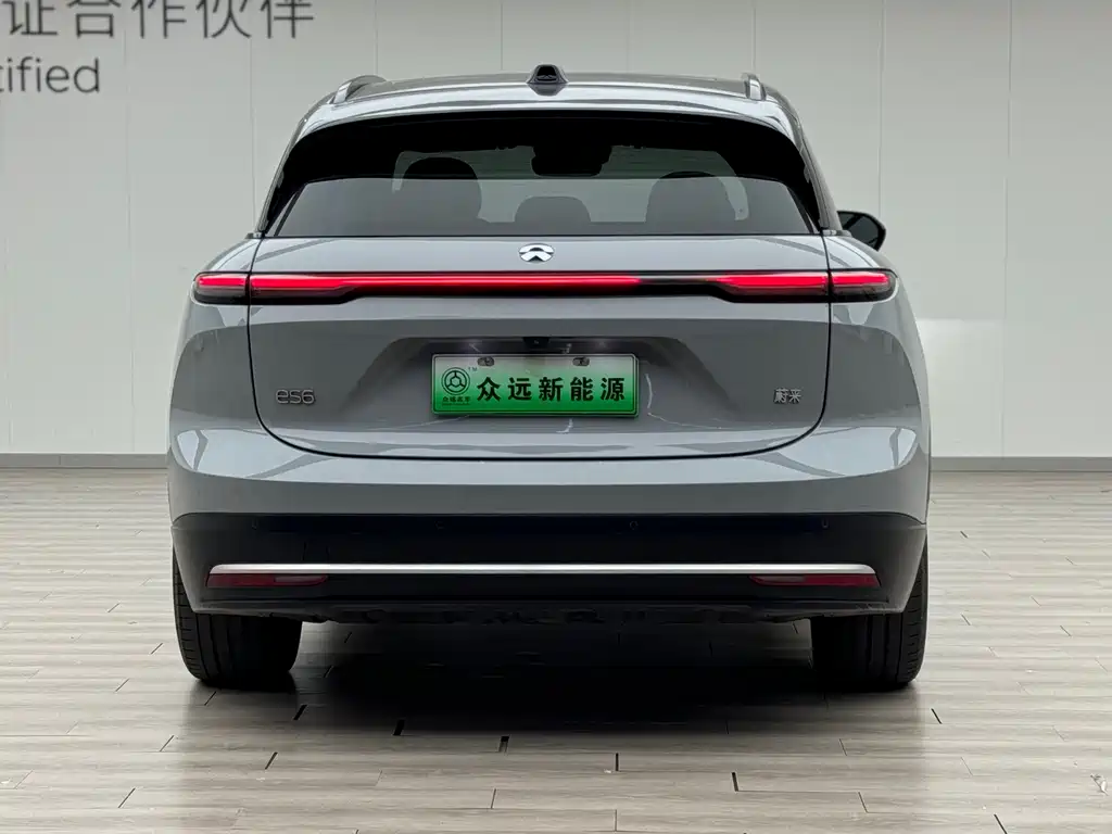 NIO NIO ES6