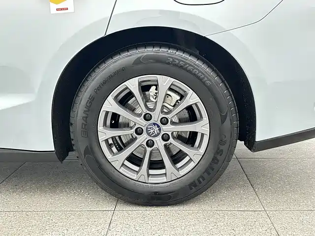 BYD Qin L — миниатюра 16