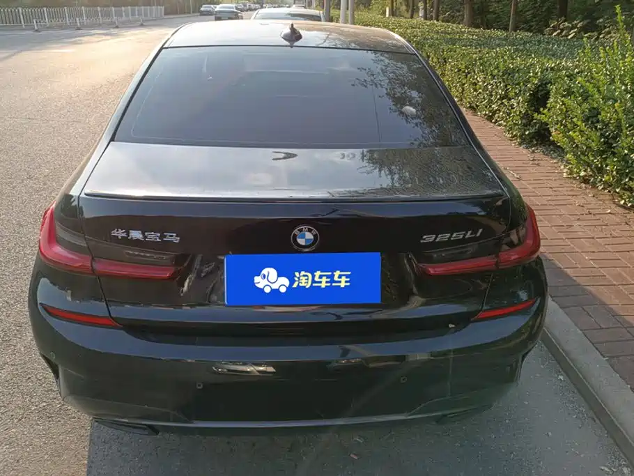 BMW 3 Series — миниатюра 4
