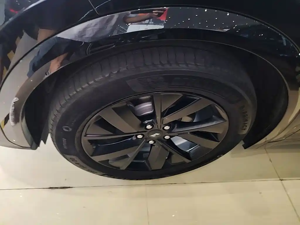 Li Auto Li L7 — миниатюра 23