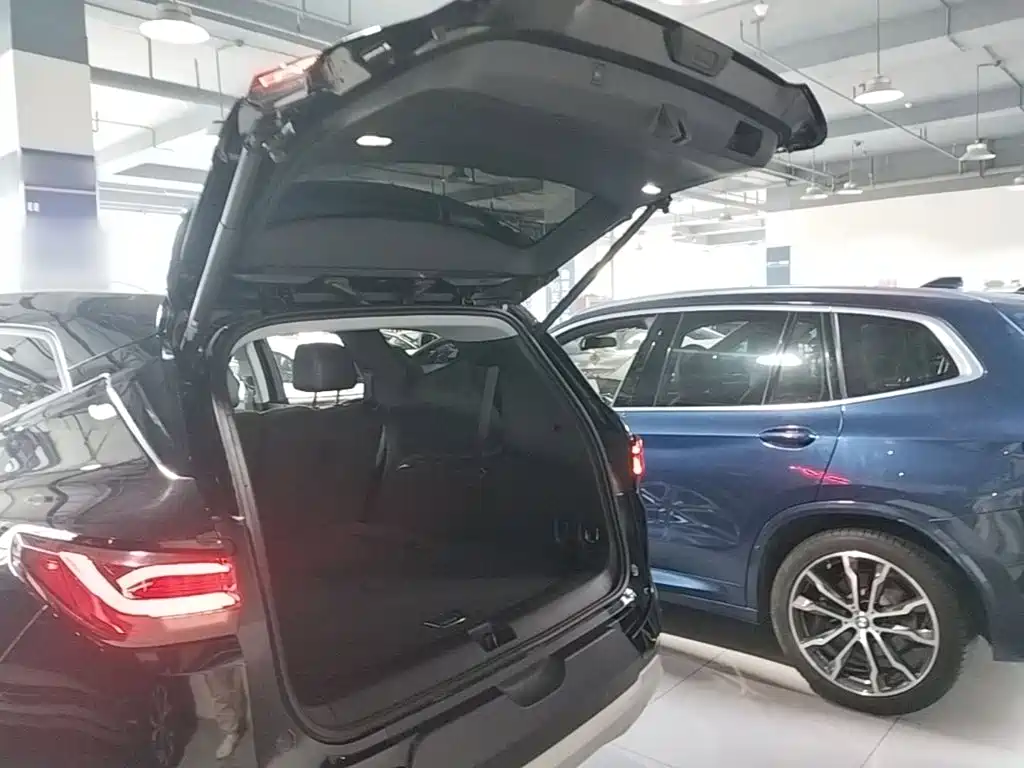 Chevrolet Blazer — миниатюра 19
