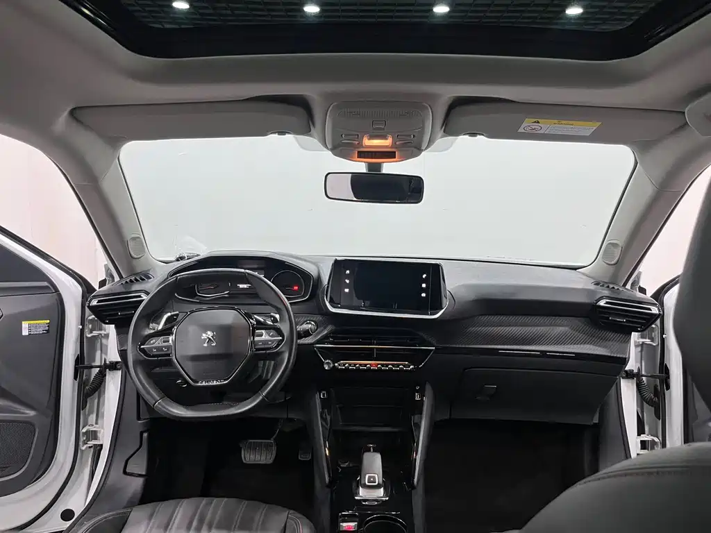 Peugeot 2008 — миниатюра 5