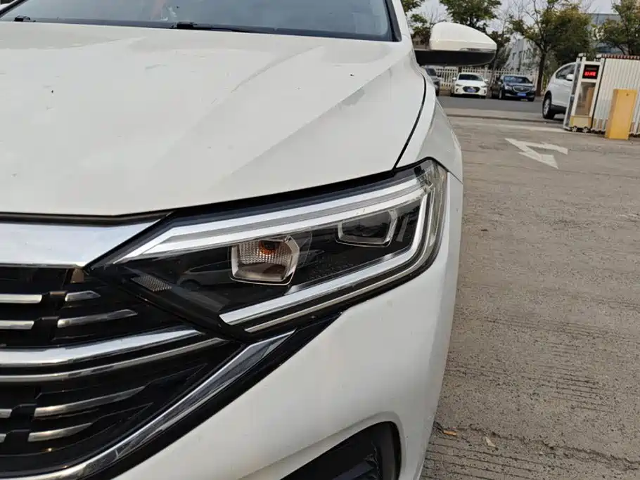 Volkswagen Sagitar — миниатюра 5