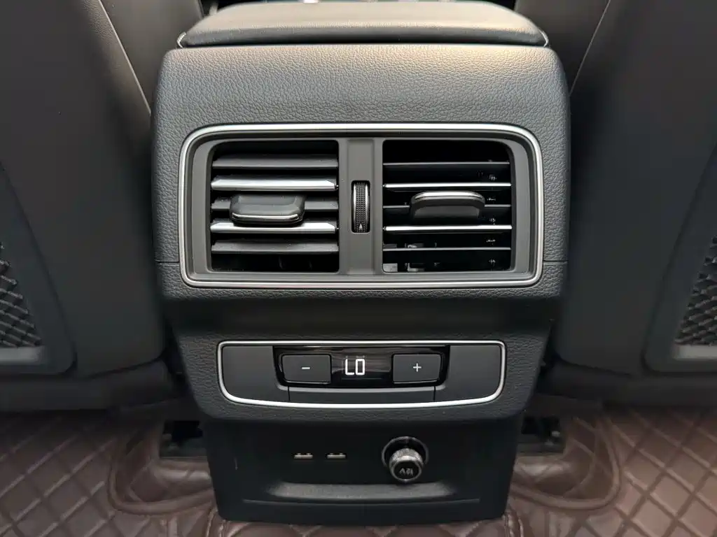 Audi Q5L — миниатюра 16