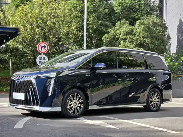 GAC Trumpchi E9