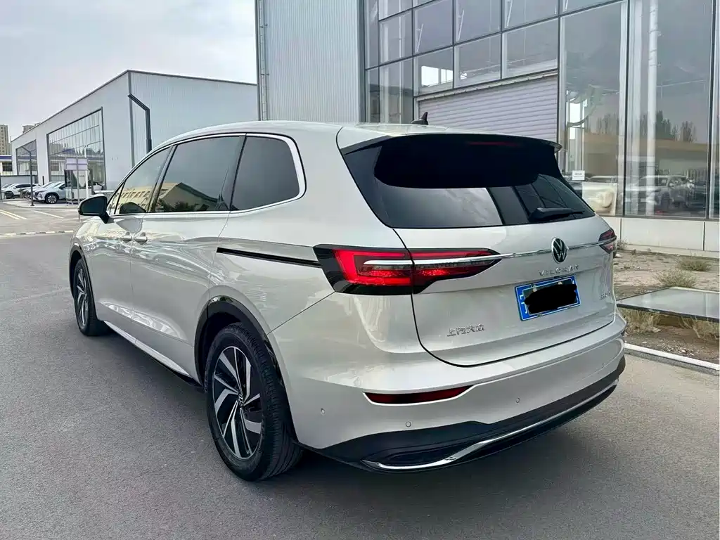 Volkswagen Viloran 2020 330TSI Luxury