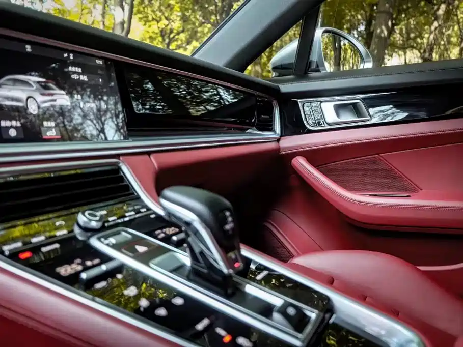 Porsche Panamera — миниатюра 7