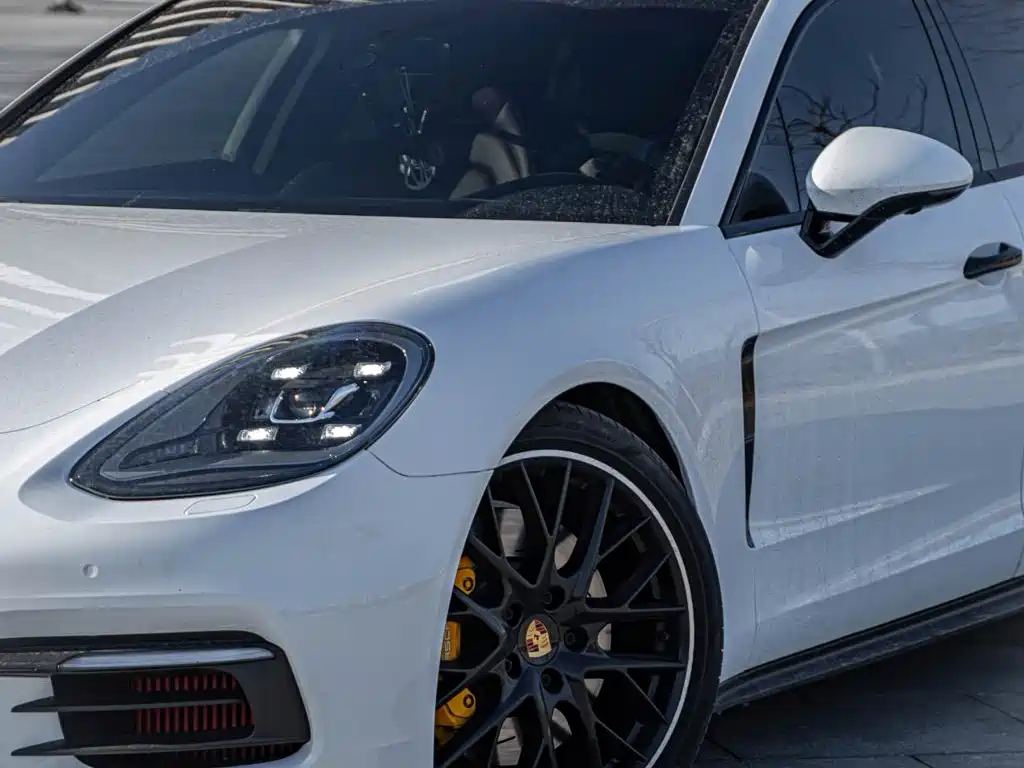 Porsche Panamera — миниатюра 9